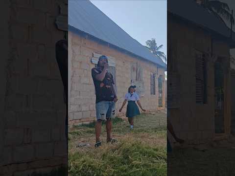 Wanayo Pitia Walimu Huko Mashuleni 