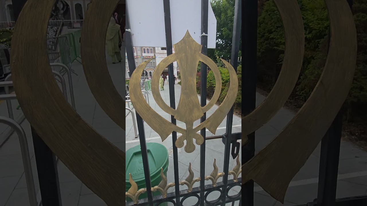 Siri Guru Nanak Darbar Gurudwara in Gravesend