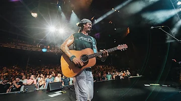 Michael Franti & Spearhead: Good Day To Have a Good Day