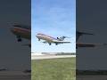 American Airlines Boeing 727 Lands!