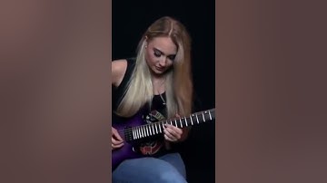 sophie Lloyd - november rain
