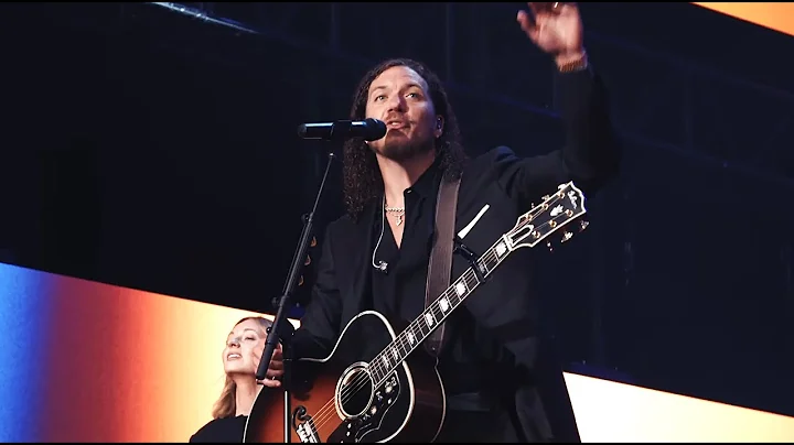 Brandon Lake Performs “I Trust in God” | Emotional Worship Tribute at Charlie Kirk Memorial