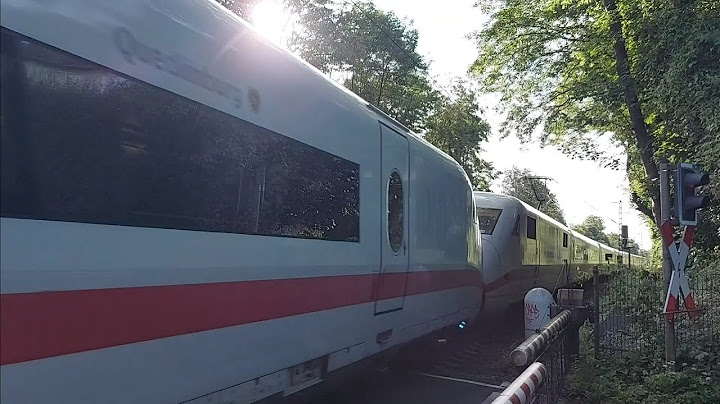 Bahnübergang im Krugfeld Hildesheim Züge am Sonntag 16.6.2024 ICE 2, ICE 4 Doppeltraktion,Güterzüge