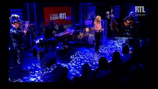 Video thumbnail of "Vanessa Paradis - Ces Mots Simples (Live) - Le Grand Studio RTL"