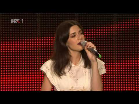 Mia Dimšić -