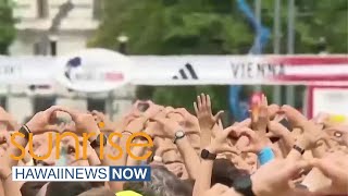 What&#39;s Trending: World&#39;s largest running event draws more than 265K participants