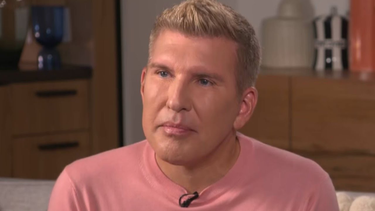 Todd Chrisley ordered to pay IRS investigator nearly $1 million