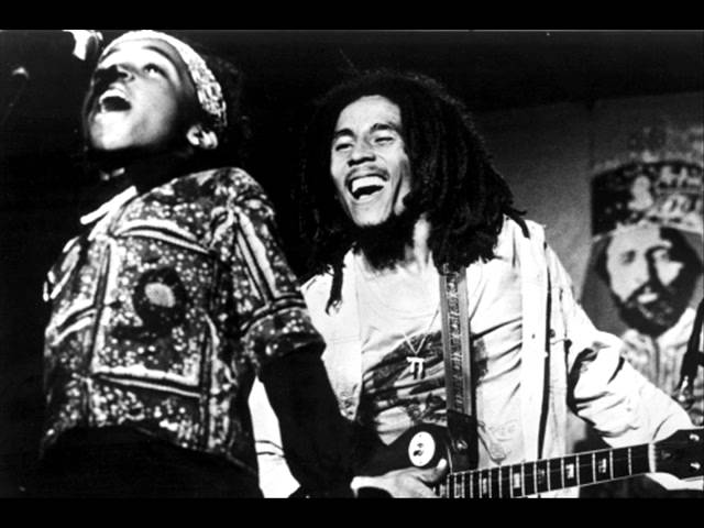 Bob Marley Lively Up Yourself 1976 04 25 Music Hall Boston With Ziggy Youtube