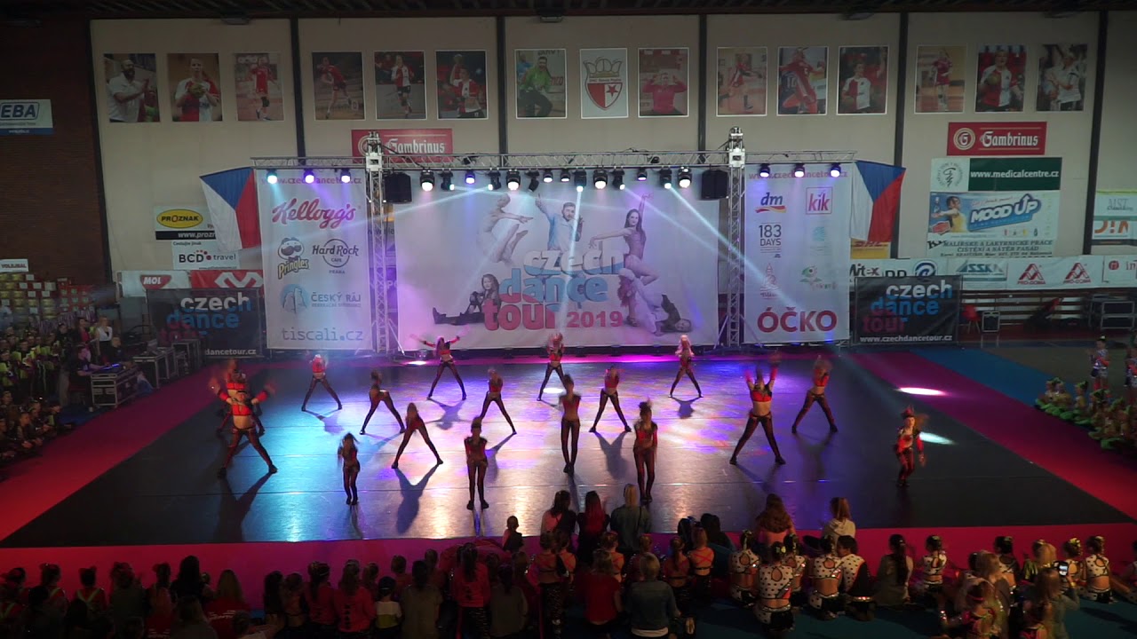 1. Taneční škola Dance Nation Plzeň - Challenge us