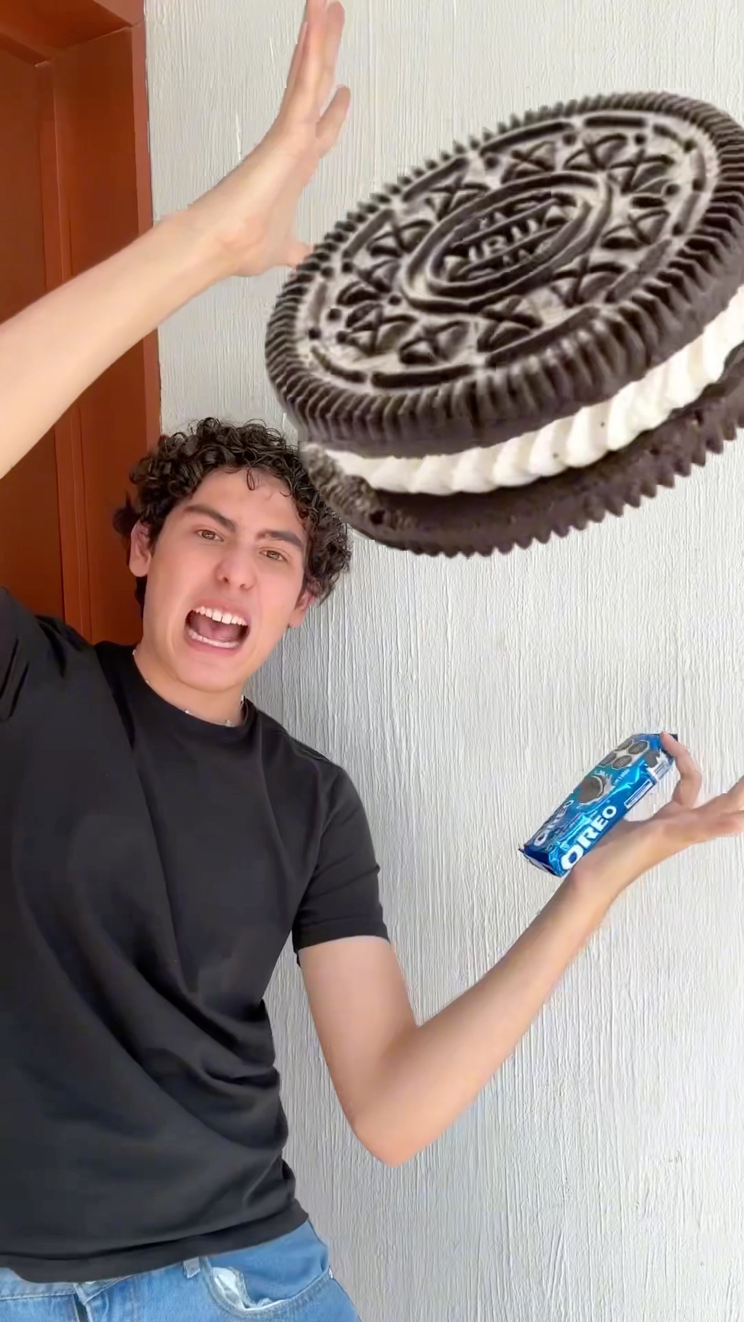HICE UNA OREO GIGANTE?| Leo Study