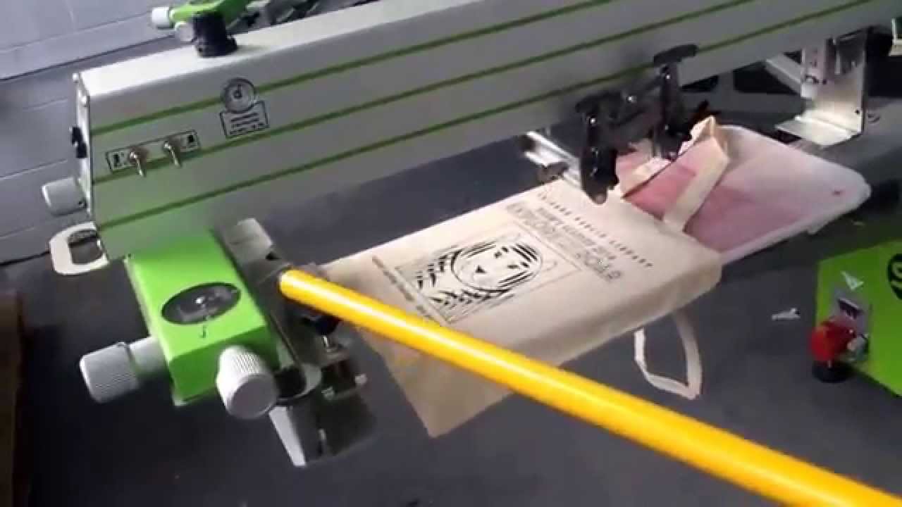 Screen Printing Tote Bags - YouTube