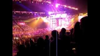 CHIC 2012 light up the world (xylobands)