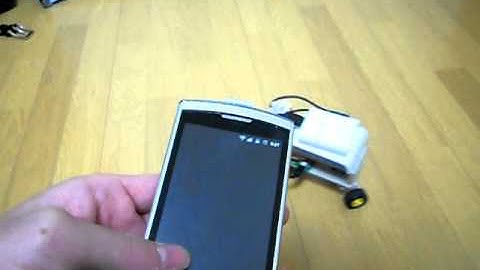 AndroidとFonで自作ラジコンを動かす(Arduino)(Wireless LAN)