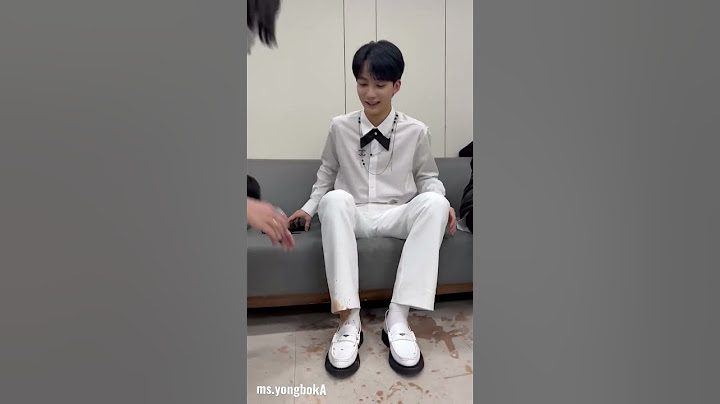 Oh my!! What was going on inside Seventeen's waiting room?? 😆💎 #svt #carats
