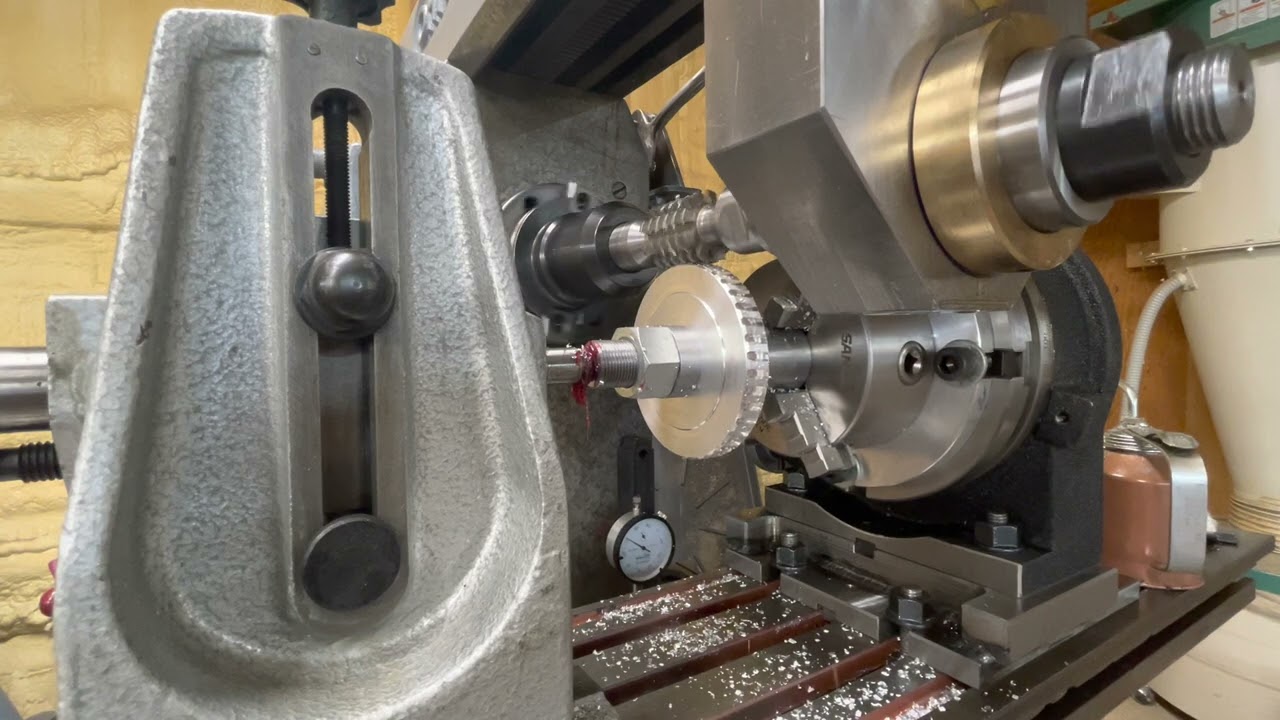 Hobbing a Worm Gear on Horizontal Universal Mill YouTube