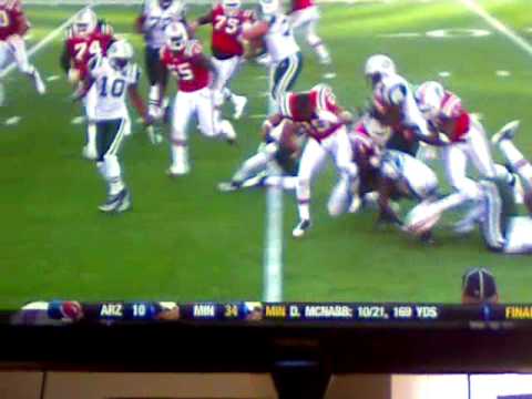 Guy takes off other guys helmet with his cleat NFL Jets Vrs. Patriots