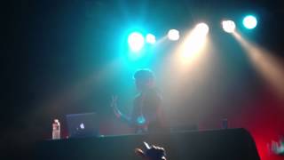 Madeon "Raise Your Weapon Remix" Live at The Roxy Theatre Hollywood 4/17/2012 1080 HD