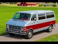 1984 Dodge Ram Van rot silber