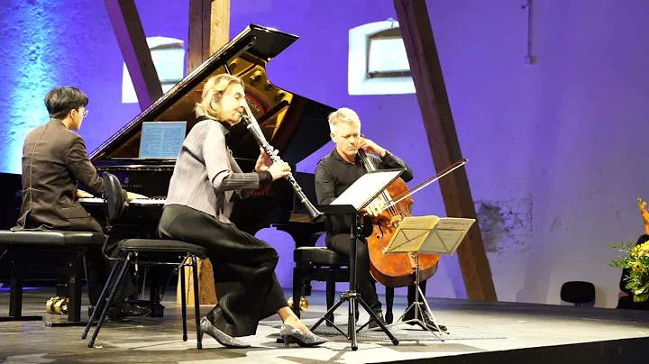 Sabine Meyer, Alban Gerhardt and Kit Armstrong slow movement of Beethoven's Gassenhauer Trio excerpt