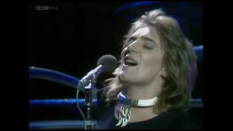 Rod Stewart  -The First Cut Is The Deepest (Studio, TOTP)