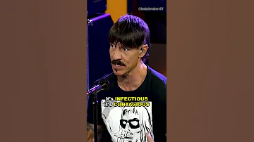 Anthony Talks About John's Final Return To The Band #shorts #redhotchilipeppers #HowardStern