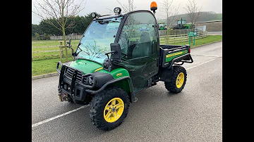 Jak rychle jezdí John Deere Gator 855d?