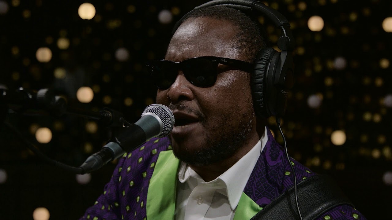 Amadou & Mariam - Full Performance (Live on KEXP) in studio nails