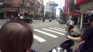 1070515三輪車闖紅燈