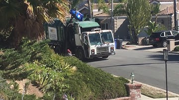 Rare WM Mack LE Amrep 101584 on trash