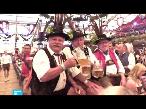 مهرجان شعبي للبيرة في مدينة ميونيخ الألمانية