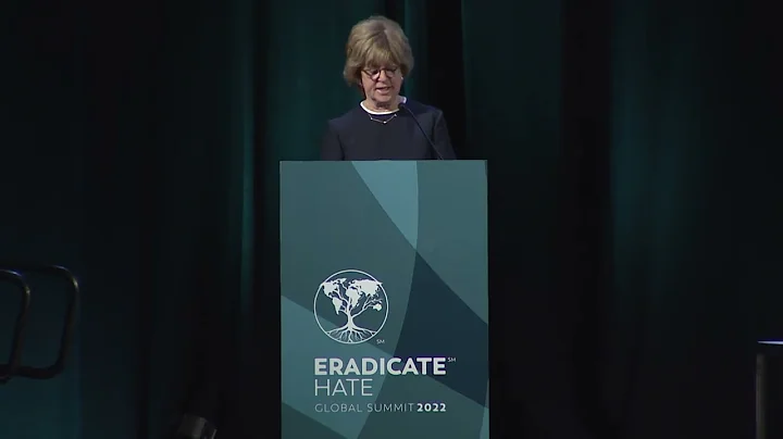 Keynote | Julie Platt