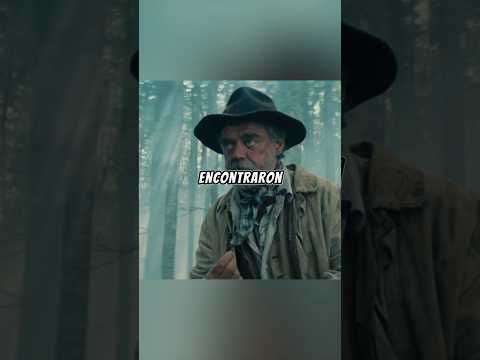 Perdió a su mamá… pero encontró un protector inesperado 🐻✨#peliculas