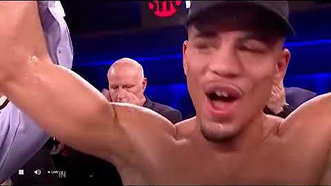JAMAINE ORTIZ vs NAHIR ALBRIGHT ortiz gets the UD ...