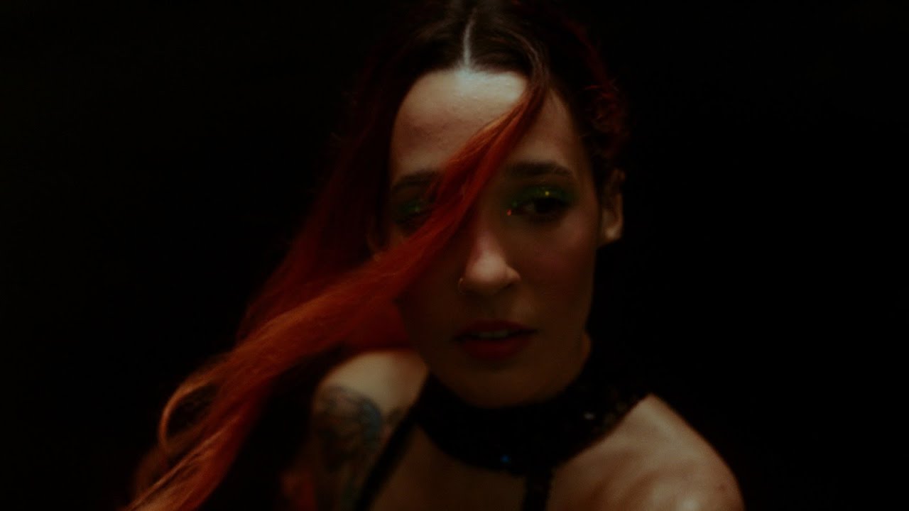 iLe - No Es Importante (Official Video)