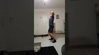 Le Manouche Qui Danse