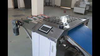 Machine to count and stack tortilla in the production line