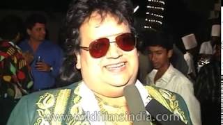 The disco king of late 70s and 80s bappi lahiri completed 25 years in
film industry. largely responsible for including synthesised sound
h...