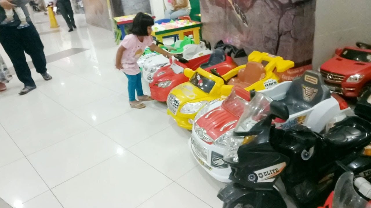 Permainan Anak  Mobil  Aki  Power Wheels ride on cars 