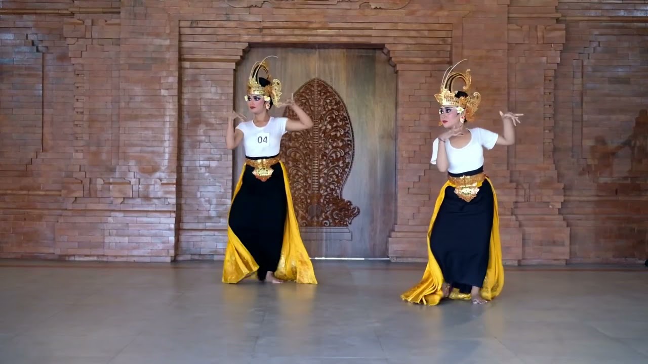 Tari Cendrawasih versi Dian dan Mangnia