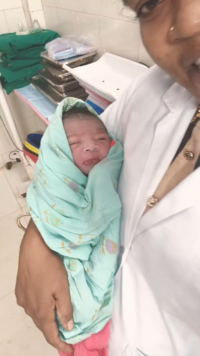 cord lenght kam the lekin normal delivery hui hai #newborn #doctor #cutebaby