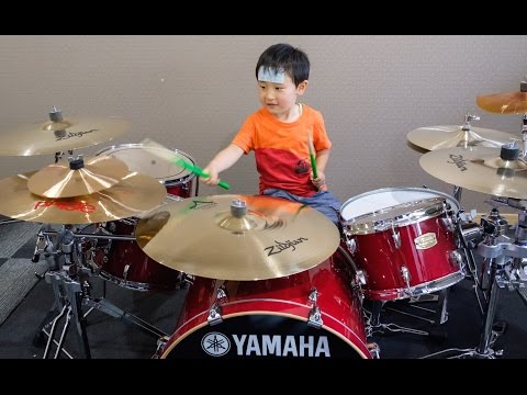 日本のドラム　五つ太鼓　引き取り大歓迎 風邪ひいて熱あっけどドラム叩くぜ！【4歳児バスドラドコx2編