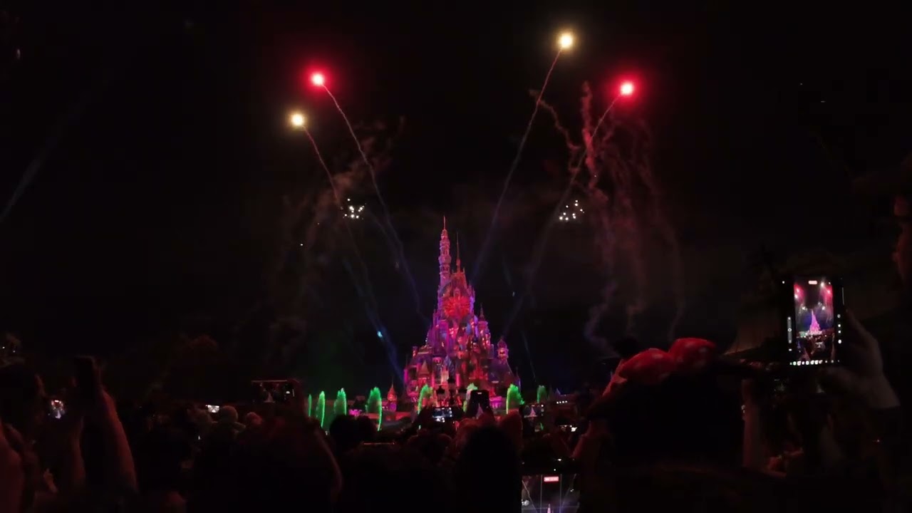 Disney Fireworks Momentous: Party in the Night Sky 4K60