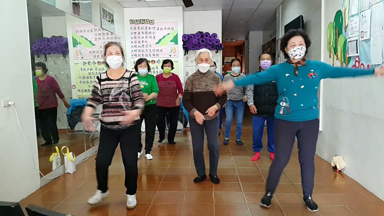469踏浪-銀髮族廣場舞健身操（指導老師：黃鈺媄）