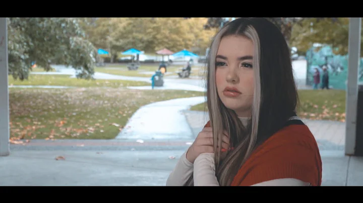 Lauren Spencer-Smith - Back To Friends (Official V...