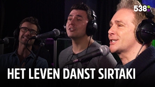 KLUBBB3 - Het Leven Danst Sirtaki | Live bij Evers Staat Op