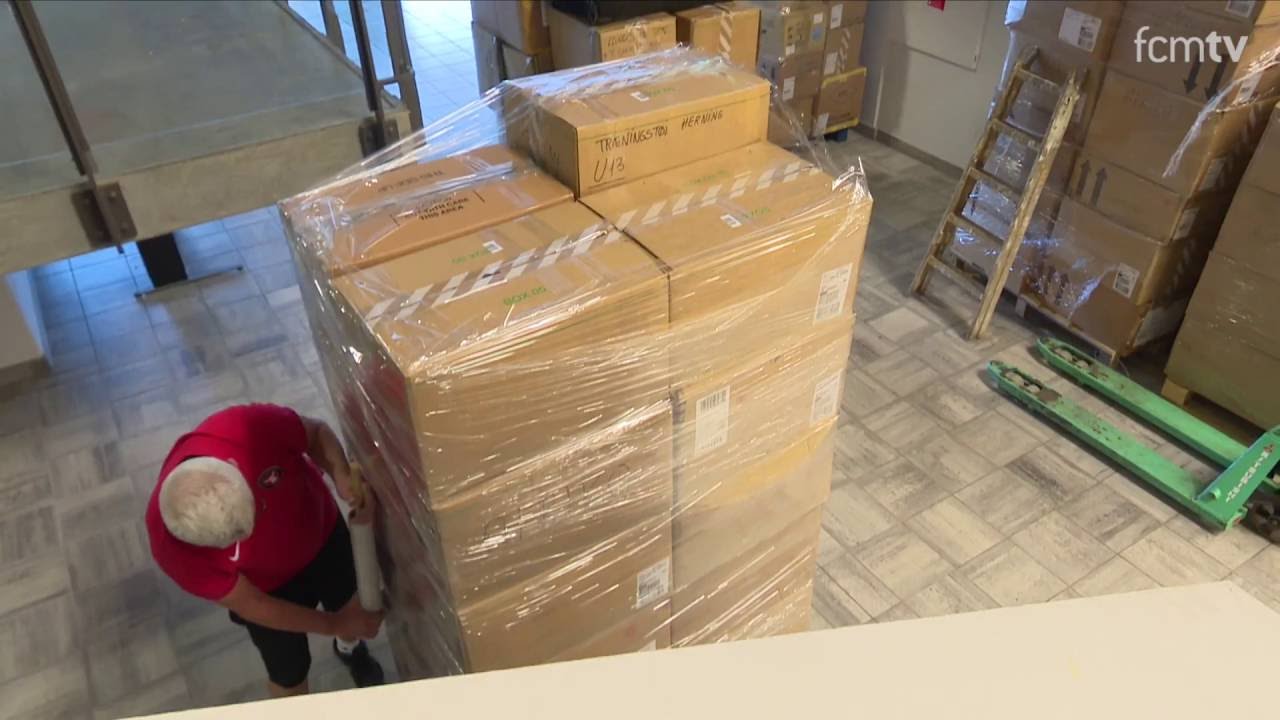 FCM sender tøj til Afrika fcm 36