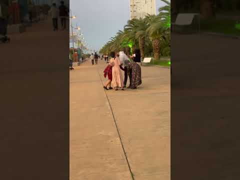 تحذير من غجر جورجيا باتومي حرامية التسول