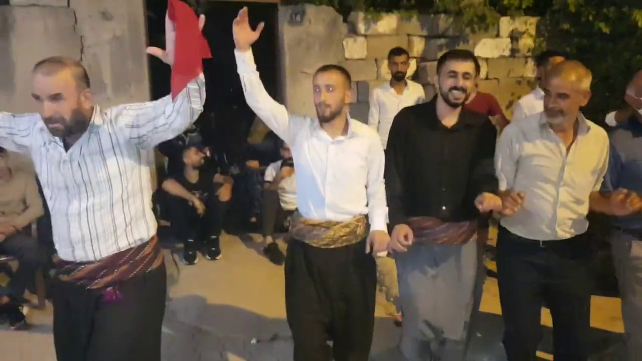 BISMILLI MEMOCAN DEHSET GRANI CALIYOR HALİS DEHSET GRANI OYNUYOR BISMIL YIKILIYOR SOW GRANI IZLE