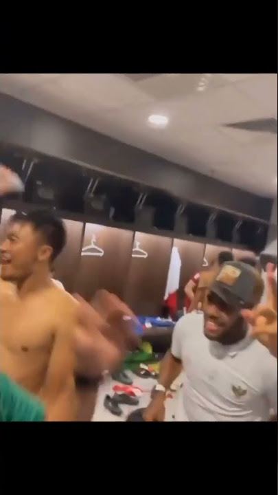Suasana Locker Room GARUDA, Usai Melibas Singapore 4-2