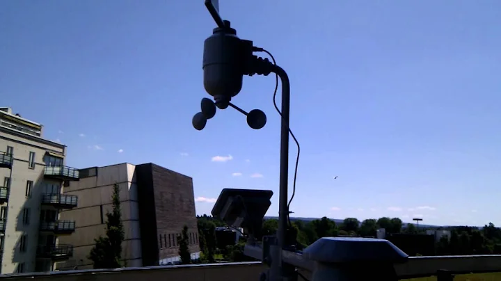 Oregon Scientific WMR 200 Weather Station